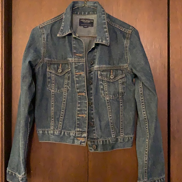 American Eagle Outfitters Jackets & Blazers - American Eagle jean jacket